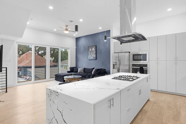 2105 McGowen St Unit SI ID1244936P