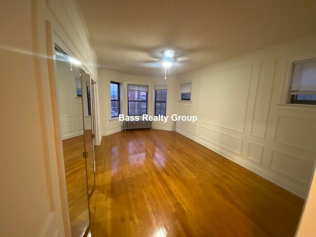 Photo - 5124 S Harper Ave Condo Unit C1