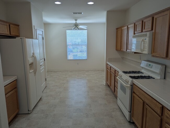Photo - 398 Marigold Ln