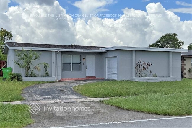 Building Photo - 8530 NW 27th Pl Rental