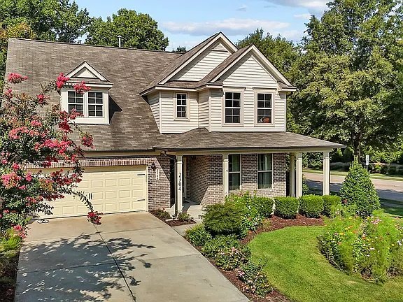 Photo - 2304 Everstone Rd
