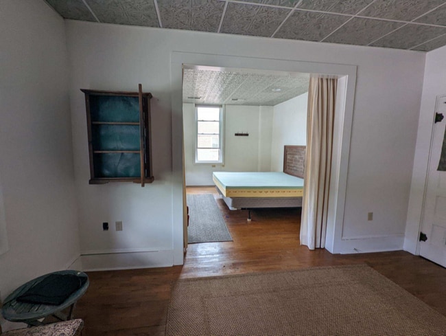 Photo - 105 W Main St Unit D