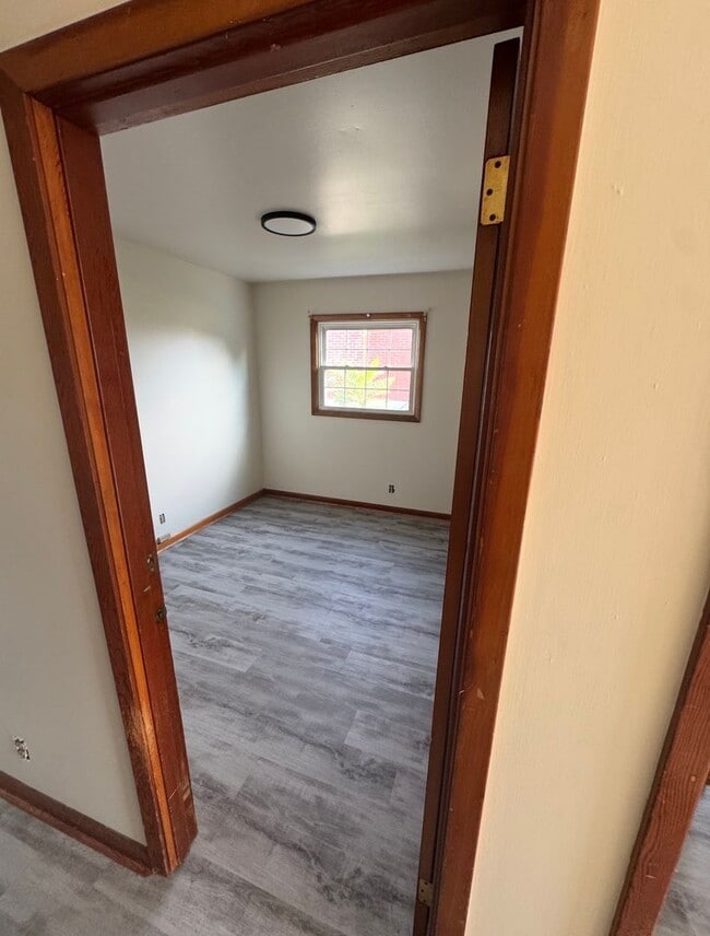 Photo - 133 E Ravine Rd