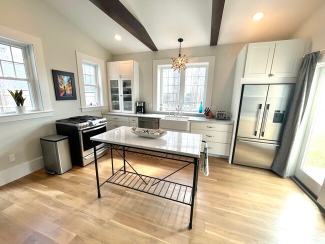 Photo - 76 N Shore Rd Unit 6