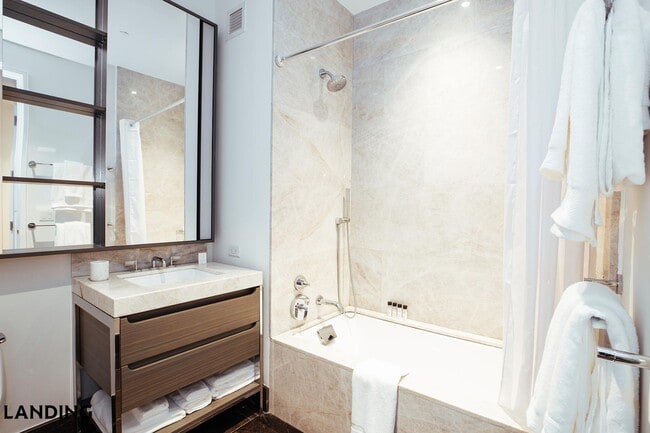 Photo - 3511 Great Cypress Cir Unidad 3562-303