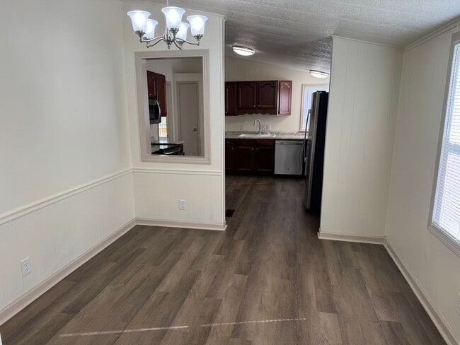 Photo - 3 Bedroom 2 Bathroom Home in Kingsport, TN