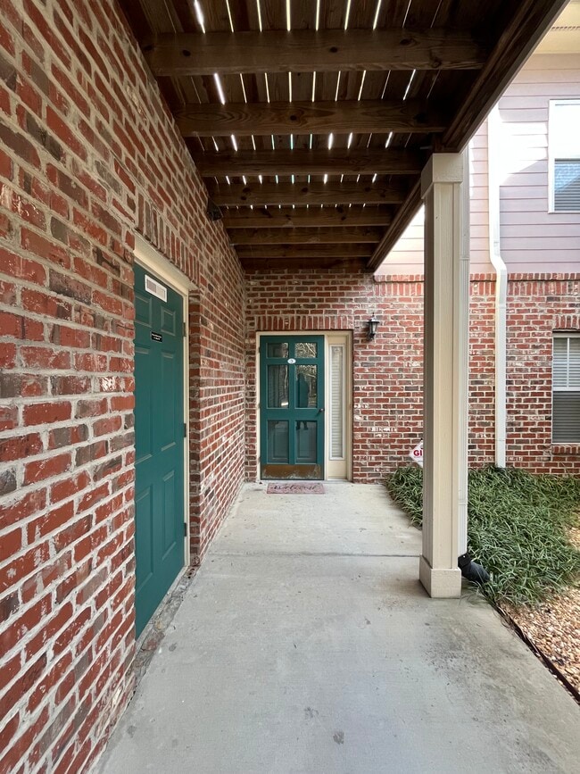 Building Photo - 532 Lionshead Rd Unit King Grant's Lionshead