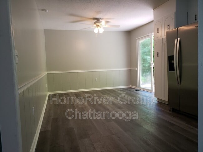 Photo - 218 Townsend Cir