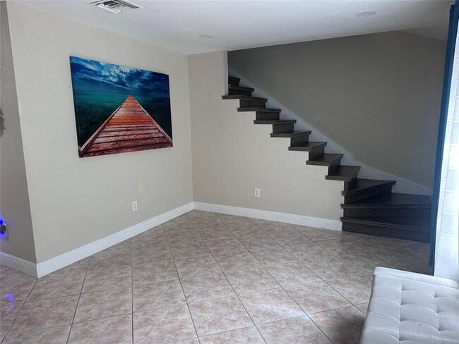 Photo - 3900 SW 52nd Ave