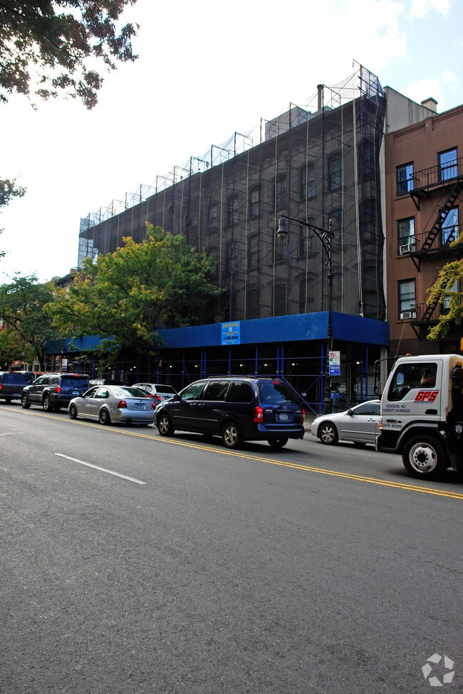 Photo - Atlantic - Pacific Building