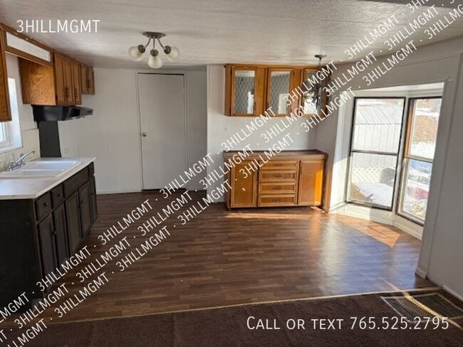 Building Photo - 12 Willis Ln Unit #20