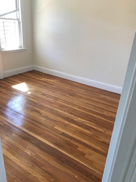 Photo - 1629 Commonwealth Ave Unidad 3