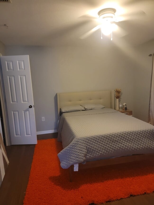 Bedroom 1 - 10961 Burnt Mill Rd Unit 1431