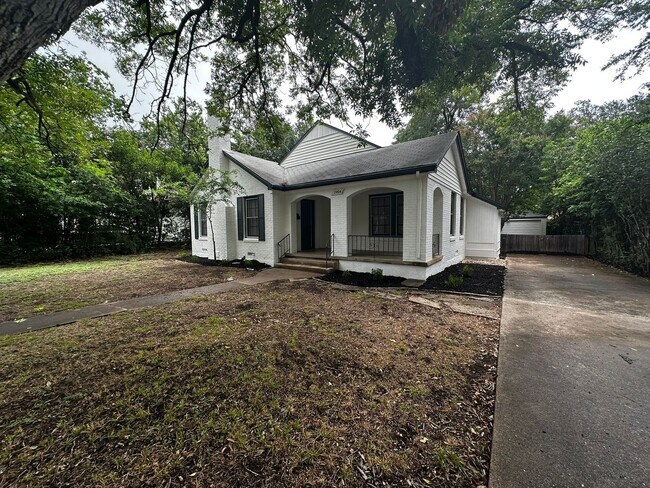 Tarrytown!!! - super location 3 bed, 2 ba... - Tarrytown!!! - super location  3 bed, 2 ba... House