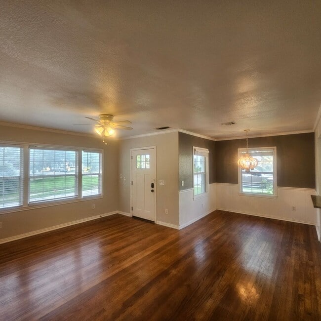 Photo - Bradley Duplex Unit A