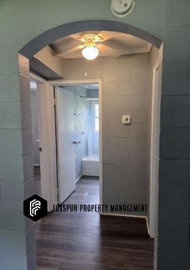 Photo - 8412 Shilling St