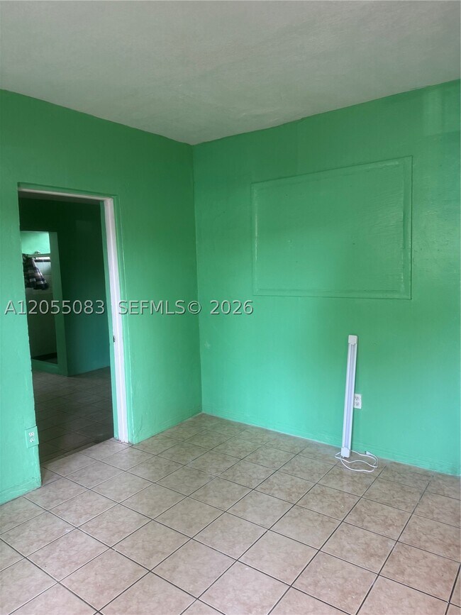 1757 NW 47th St Unit 1757
