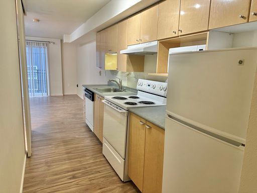 Photo - Beautiful condo w/garage space in desirable Belltown! Available 7/10/2026! Unidad # 420
