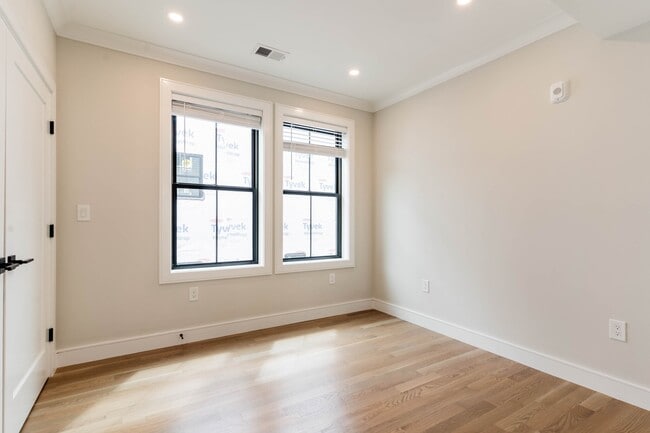 Photo - 285 Lamartine St Unit 3