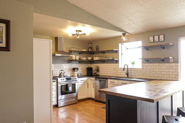 Photo - Cozy Gem,Dog-Friendly, Near Outdoor Escapes