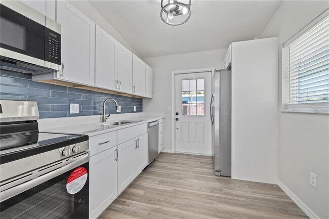 Photo - 7139 Adare Dr