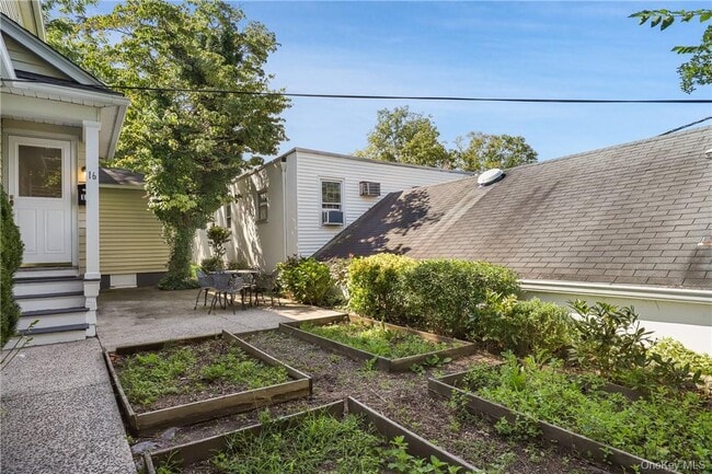 Photo - 16 Terrace Pl