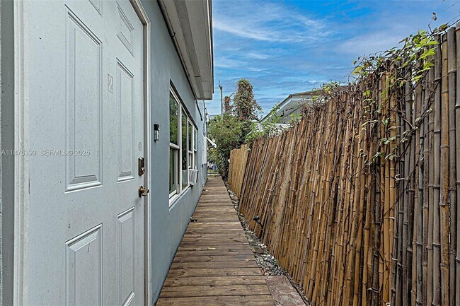 Photo - 259 NE 56th St Unit 2