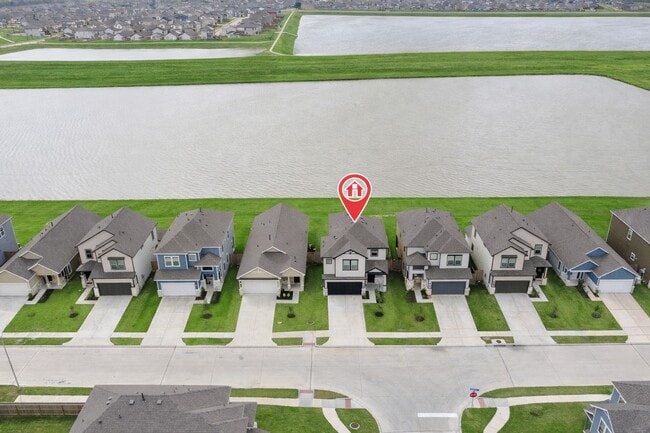 Building Photo - 1118 Elsinore Dr