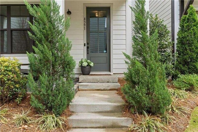 Photo - 4391 Gillon Cir SE