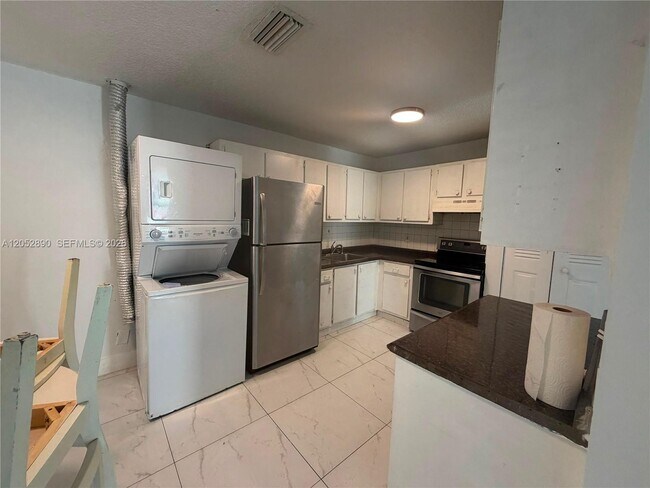 Photo - 5307 NW 23rd St Unit 176
