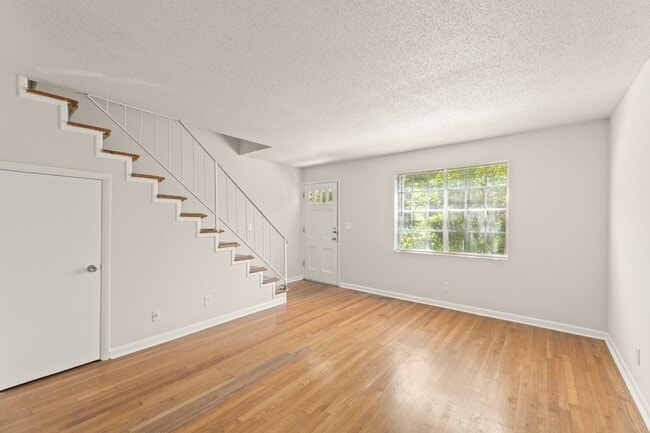 Photo - 1400 Church St Unit K