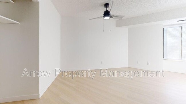 Photo - 205 E Arbor Ave