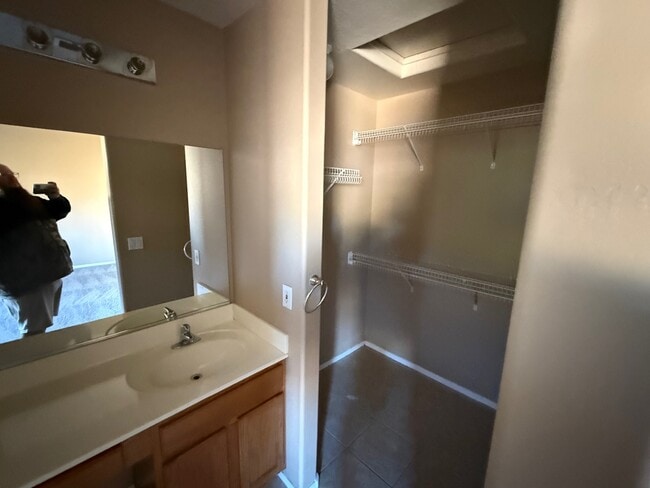 Photo - 1636 E Bishop Dr