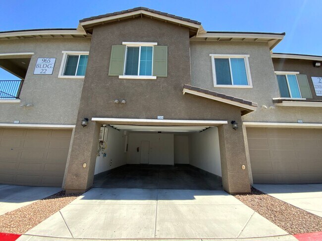 Photo - GATED 3 BED 3 BATH 2 CAR GARAGE TOWNHOUSE w/ LOFT + ROOM DOWNSTAIRS & COMMUNITY POOL IN HENDERSON