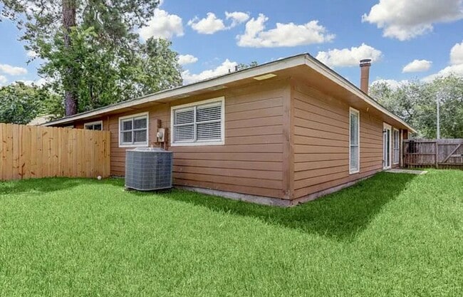 Photo - 5403 Diane Ct