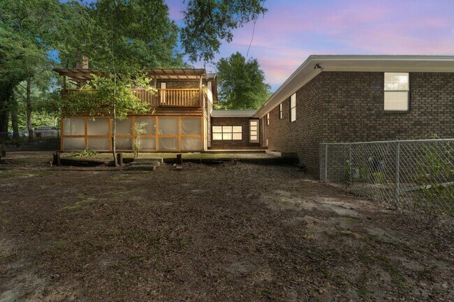 Photo - 255 Brackin St Apartment Unit A