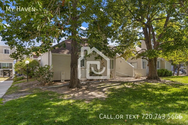 2618 S Xanadu Way