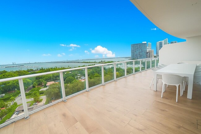 Building Photo - 4250 Biscayne Blvd Unit 1502