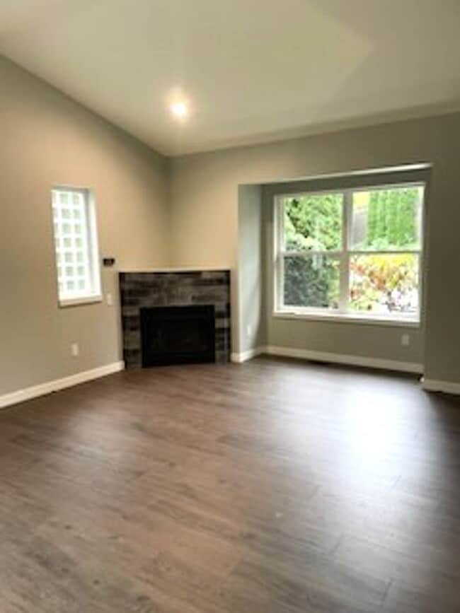 Photo - Lovely 3 Bedroom Recently Renovated!