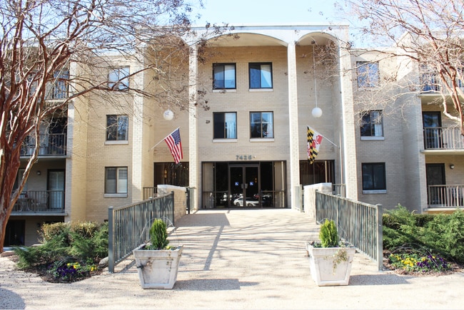 Building Photo - 7425 Democracy Blvd Unit 307 Rental