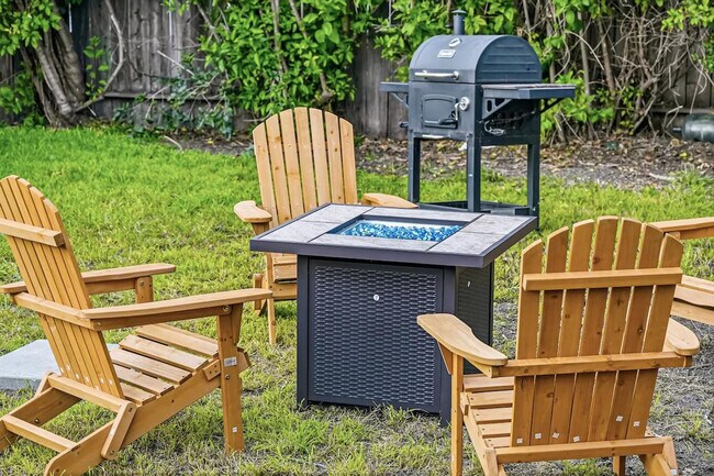 Photo - 422 Morse Ave Unit ID1460104P