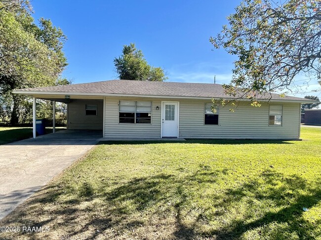 Building Photo - 1084 Red Barn Rd