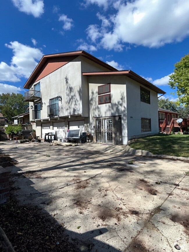 Building Photo - 1406 Labelle Ave Rental