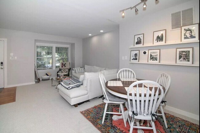 Photo - 15798 Widewater Dr