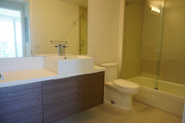 Photo - 1010 SW 2nd Ave Unit 1610