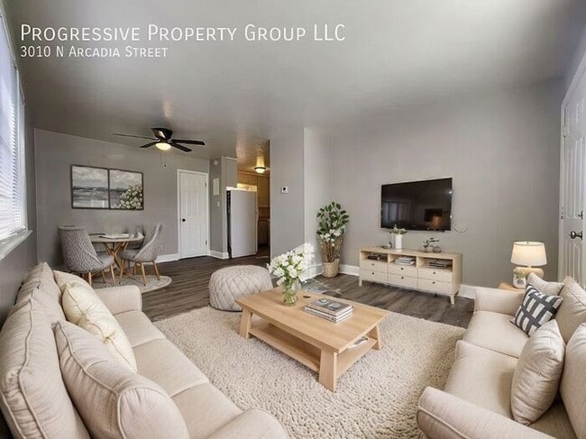 Building Photo - Cozy 3-Bed, 1-Bath Apartment on Filmore St...