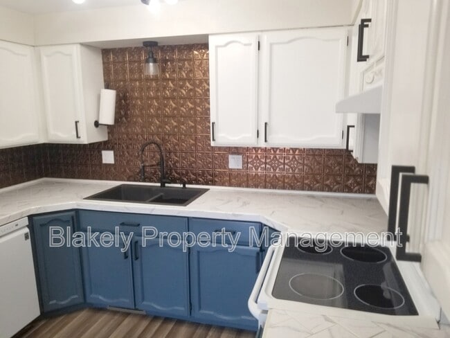 Photo - 510 S Phillippi St