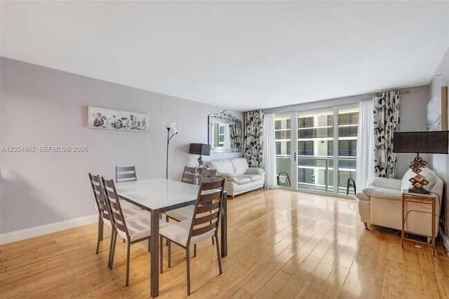 9499 Collins Ave Unit 607