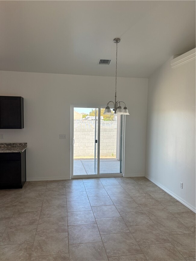 Photo - 2601 Chambers Ave