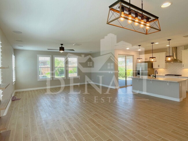Photo - 13648 N 144th Dr